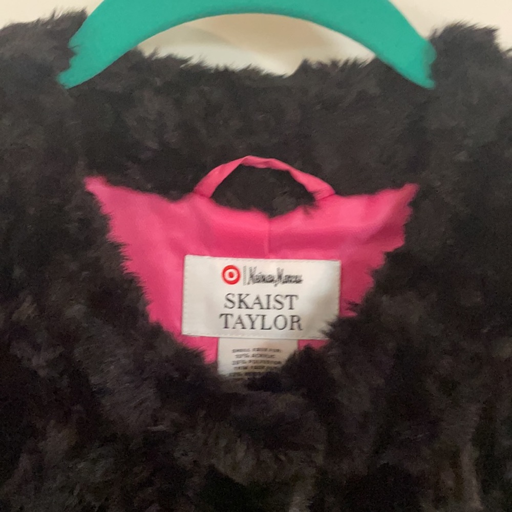 Neiman Marcus for Target Skaist Taylor faux fur vest - Picture 3 of 6